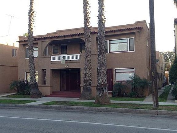 2nd image of 1140 E 3rd St #12