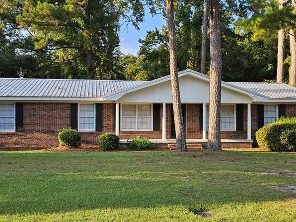 1616 Randall Rd, Dothan, AL 36303