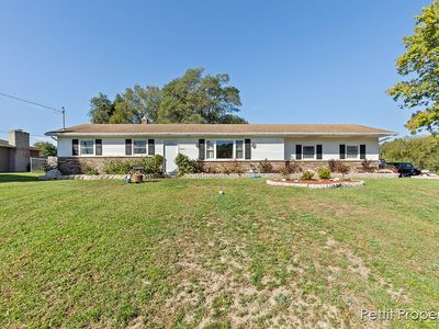 5445 Hillsight St, Kalamazoo, MI, 49004