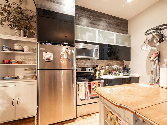 2nd image of 1444 Bedford Ave #B1