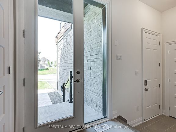 5th image of 72 Adario Cres