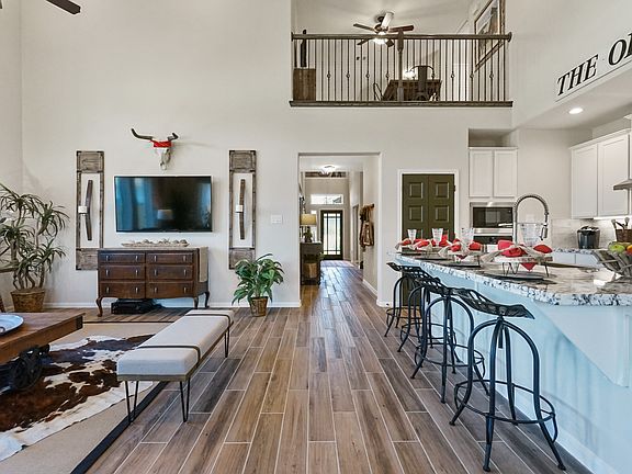 Open floorplan for entertaining