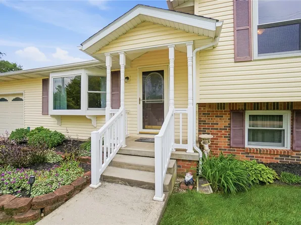 3711 Shakertown Rd, Dayton, OH 45430