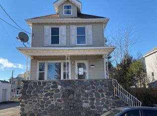 862 N Vine St, Hazleton, PA 18201