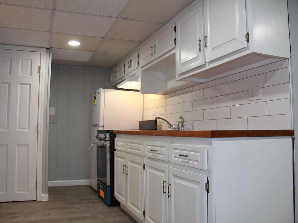 1st image of 712 Avenue E #Gg