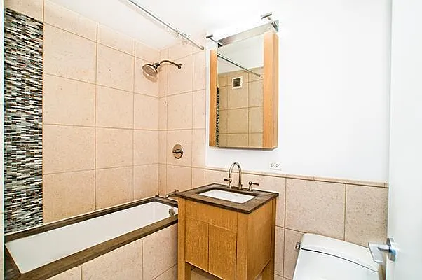 Rented by HighRiseNY | media 14