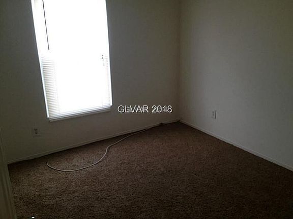 2nd image of 1141 Paradise Mountain Trl