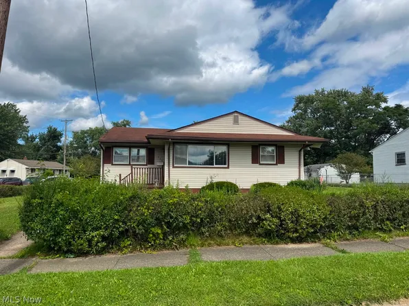 111 Eliot Ln, Youngstown, OH 44505
