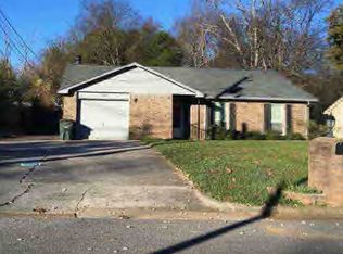 1104 Club View Dr NW, Huntsville, AL 35816