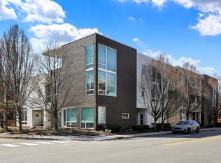 932 Broadway St #15, Indianapolis, IN