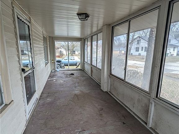 2nd image of 4440 E 126th St