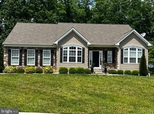 24 Shady Tree Ct, Delta, PA 17314