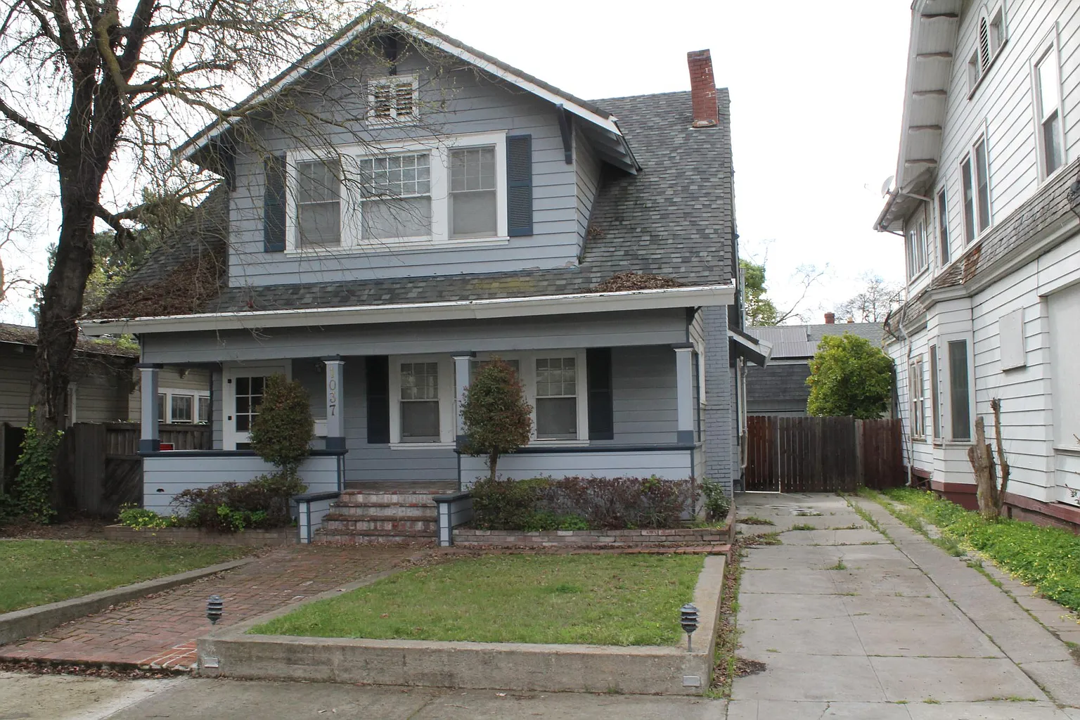 1037 N Edison St photo 1
