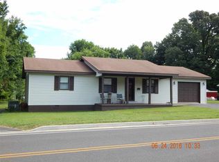 310 W 8th St, Benton, KY 42025