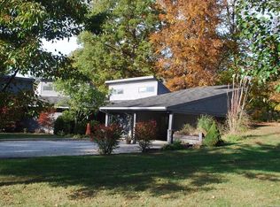 1260 S Westwood Dr, Scottsburg, IN