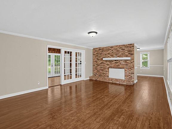 5th image of 106 Hillside Rd