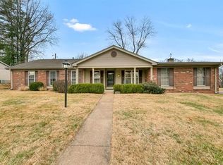 12927 Camphill Ct, Saint Louis, MO 63146