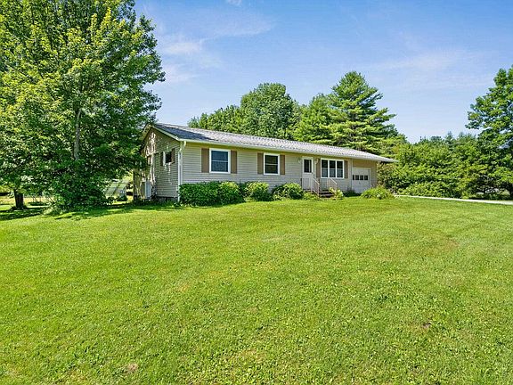 4th image of 955 Scott Hill Road