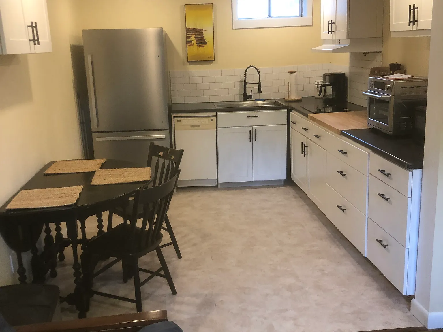 1 bed, 690 sqft, $1,600 — Photo 4