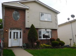 118 Oakville St, Staten Island, NY 10314