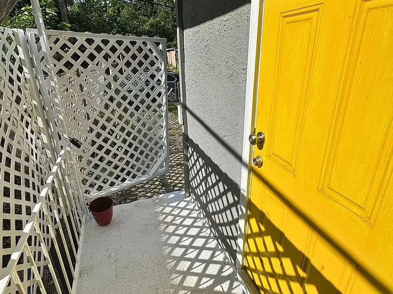 548 Radnor Ave — Photo 50