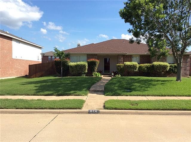 1st image of 614 Blue Chalk Dr