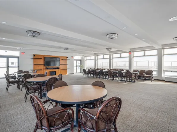 110-11 Queens Boulevard image 28 of 33