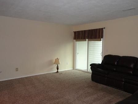 3rd image of 3028 Bright Bounty Ln