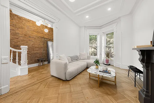 Sold by SERHANT. | media 2