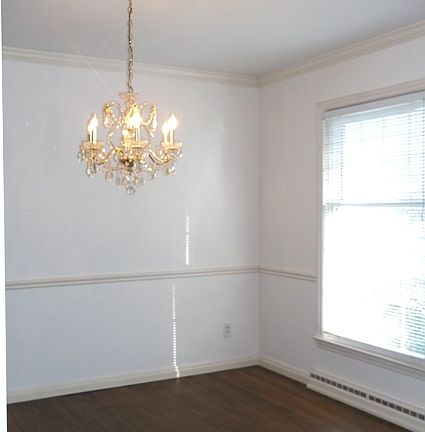 4th image of 2902 Northampton Dr
