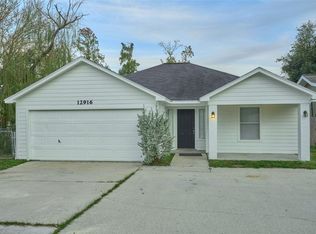 12916 Point Dr, Willis, TX 77318