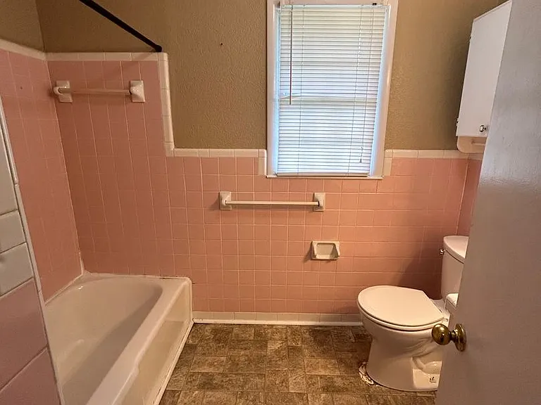 495 Becky Allen Cir — Photo 9