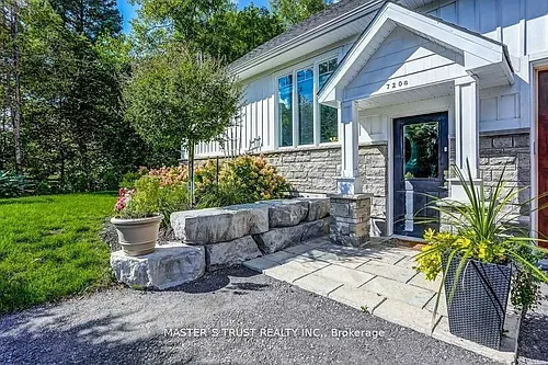 720B Wellington St W Photo 1