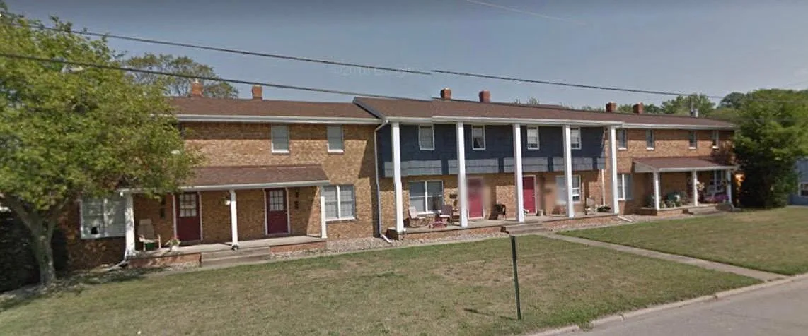 323 Hall Ave — Photo 1