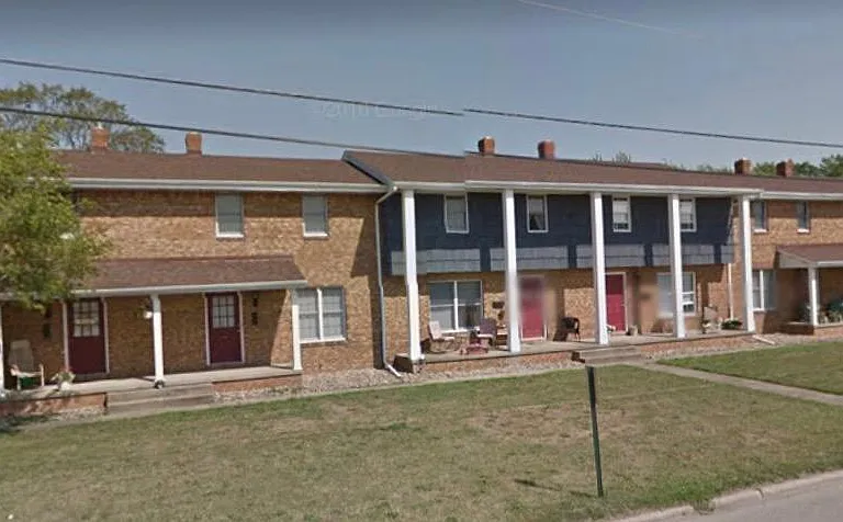 323 Hall Ave — Photo 1