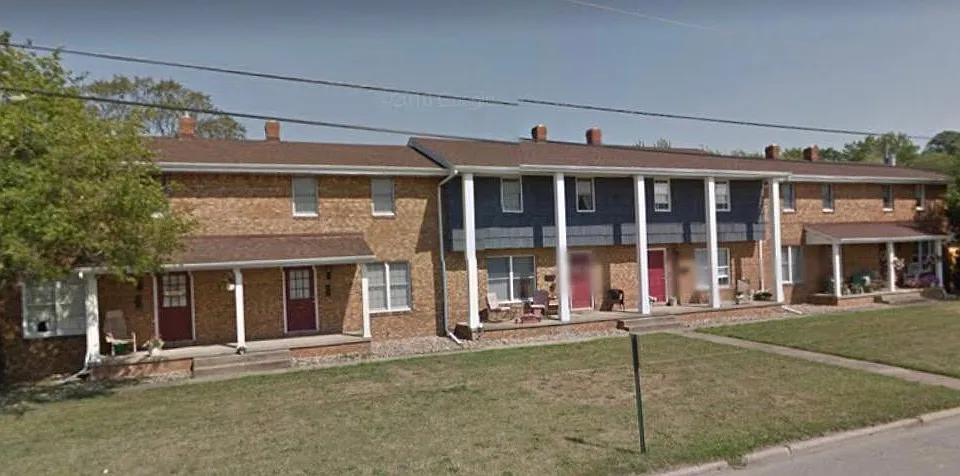 323 Hall Ave