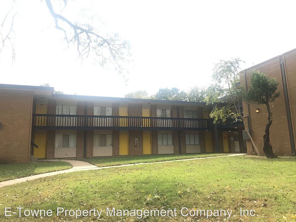 1st image of 1907 E Broadway Ave APT 105