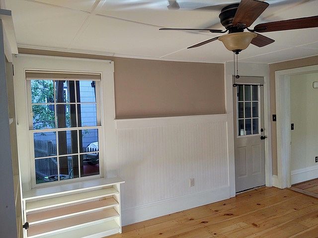 Large bedroom w/ private lighted (motion detected) rear entrance