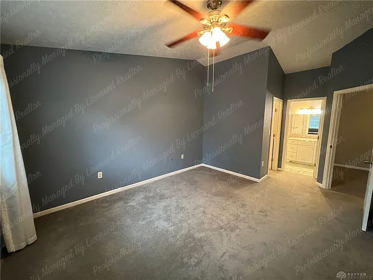 6650 Wareham Ct #8 — Photo 24