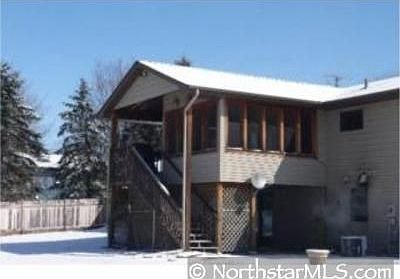 2nd image of 16550 Mankato St NE