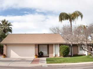 2234 E Frye Rd, Chandler, AZ 85225