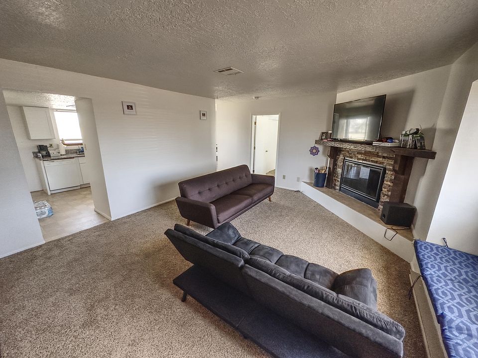 211 Roosevelt Ave E, Moriarty, NM 87035 Zillow