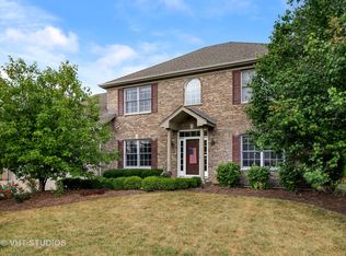 13216 S Skyline Dr, Plainfield, IL 60585