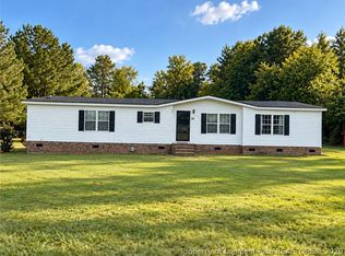 80 Matthis Rd, Clinton, NC 28328