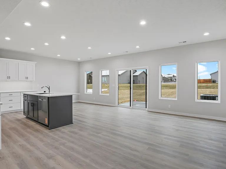 Coventry Wood Townhomes — Photo 4
