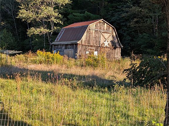 4th image of 1922 Ellis Creek Rd
