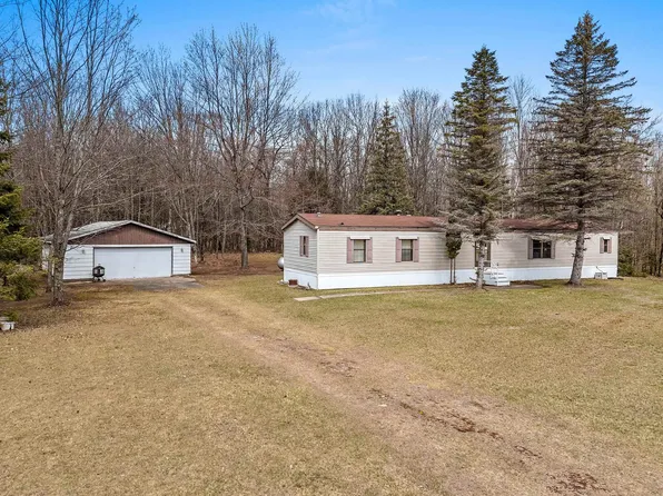 W10694 N Ostrenga Ln, Crivitz, WI 54114
