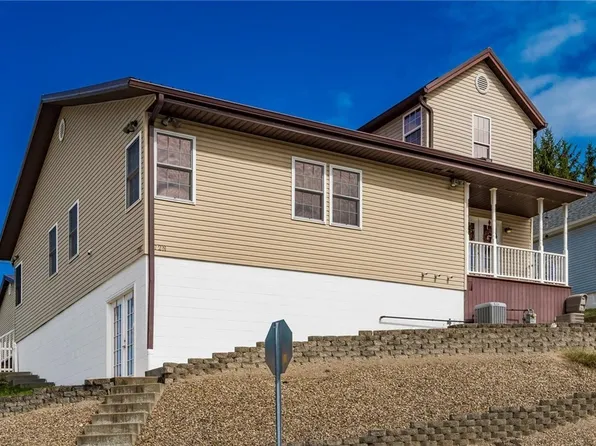 72 N Pembroke Ave, South Zanesville, OH 43701