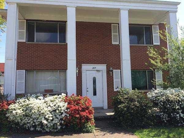2nd image of 209 6th Ave W APT 3