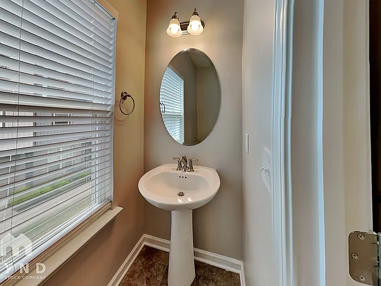 302 Negri Ct #1 — Photo 7